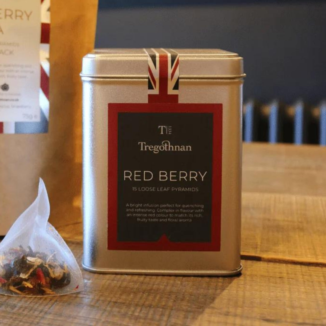 Red Berry Loose Leaf Tea Infusion Pyramids from Tregothnan - Cornwall